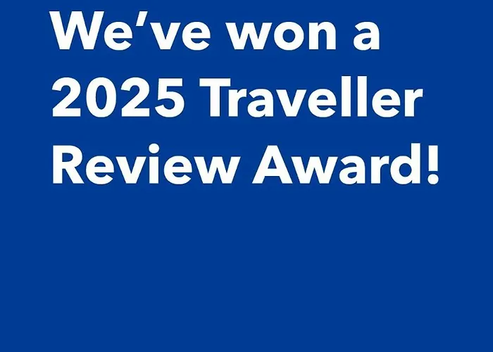 'active Life' - Hockey, Football And Basketball Stadium, Vivo Shopping Center - Parking And Air Conditioned *